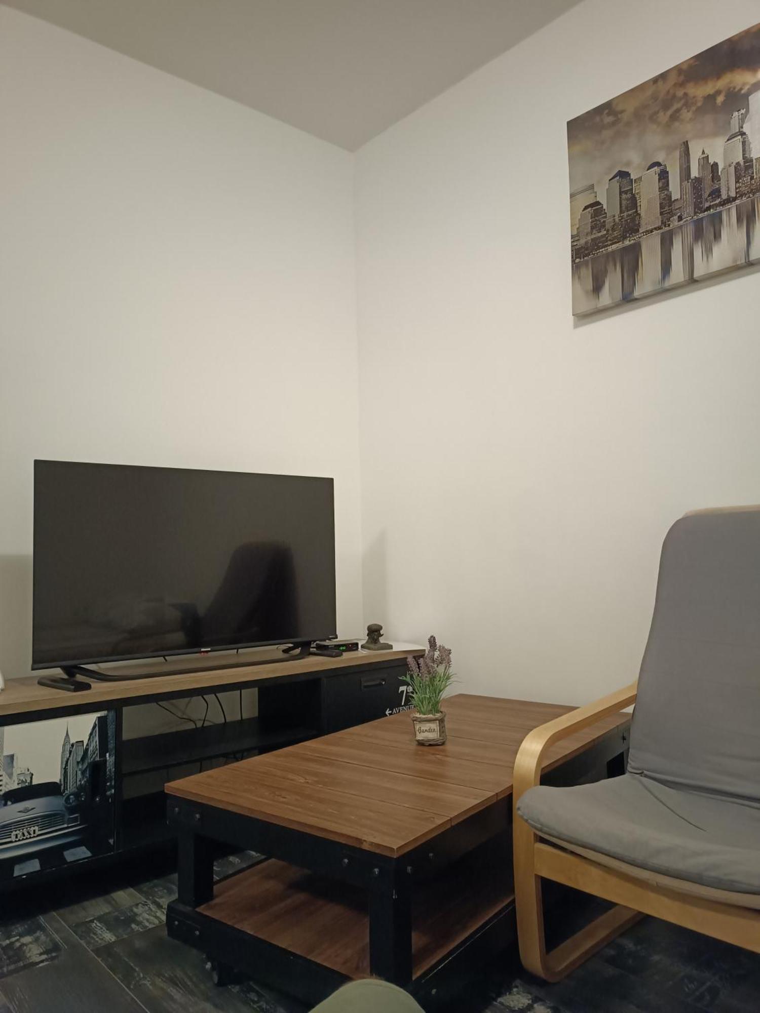 Apartments Lucic Хвар Екстериор снимка