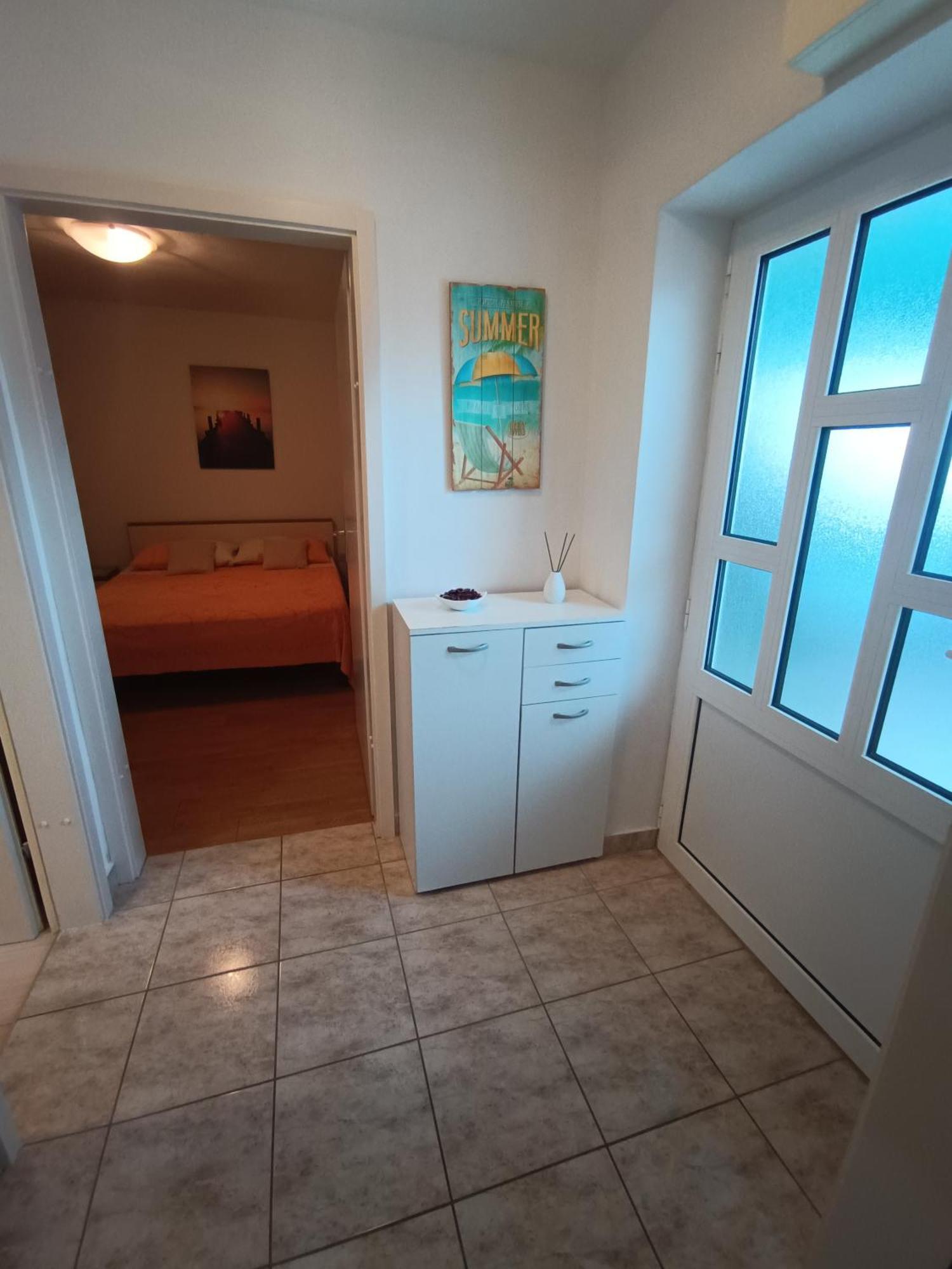Apartments Lucic Хвар Екстериор снимка