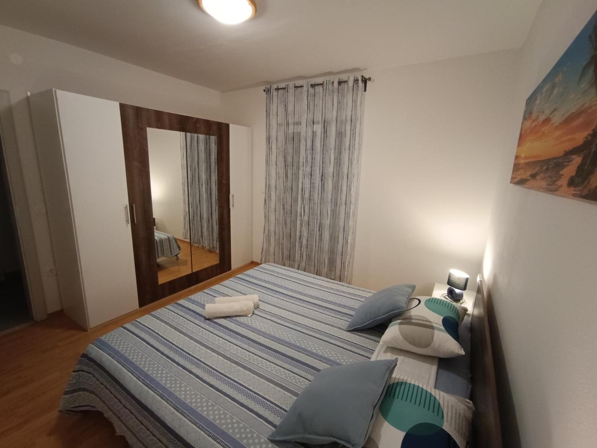 Apartments Lucic Хвар Екстериор снимка
