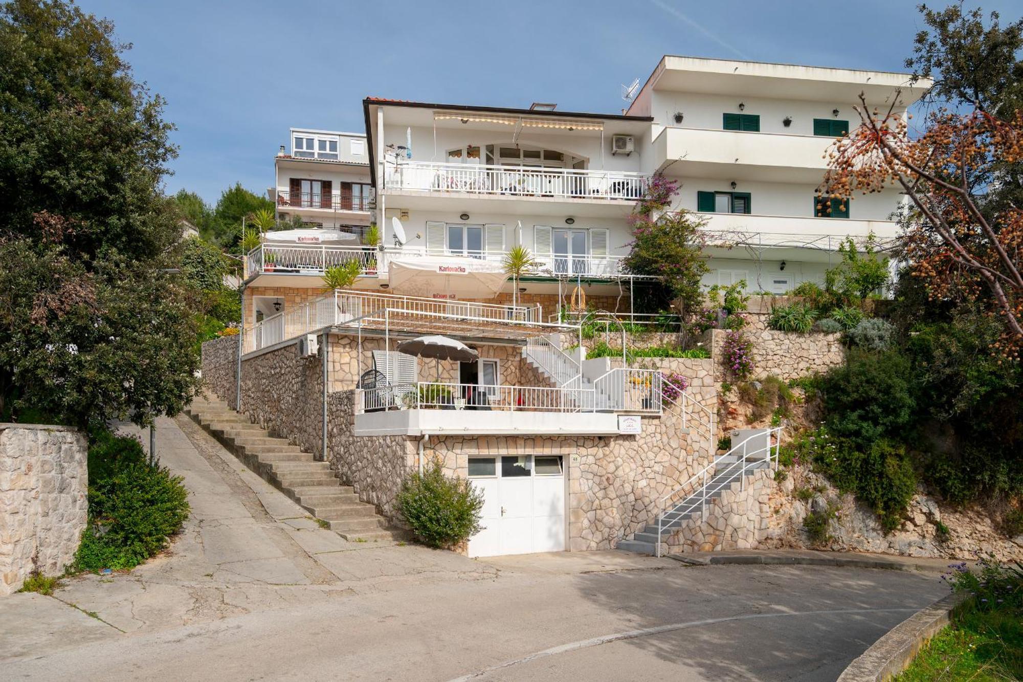 Apartments Lucic Хвар Екстериор снимка