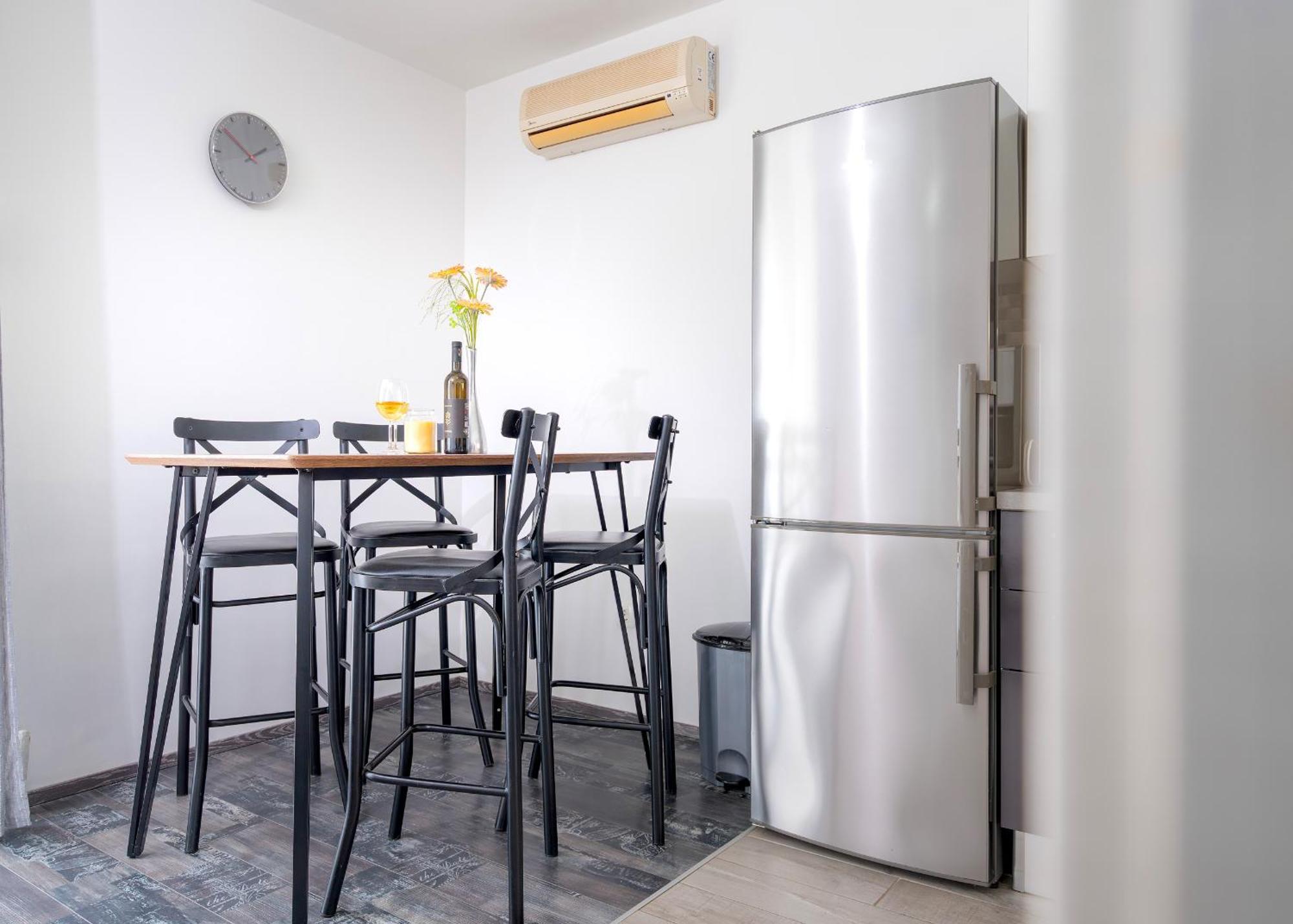 Apartments Lucic Хвар Екстериор снимка